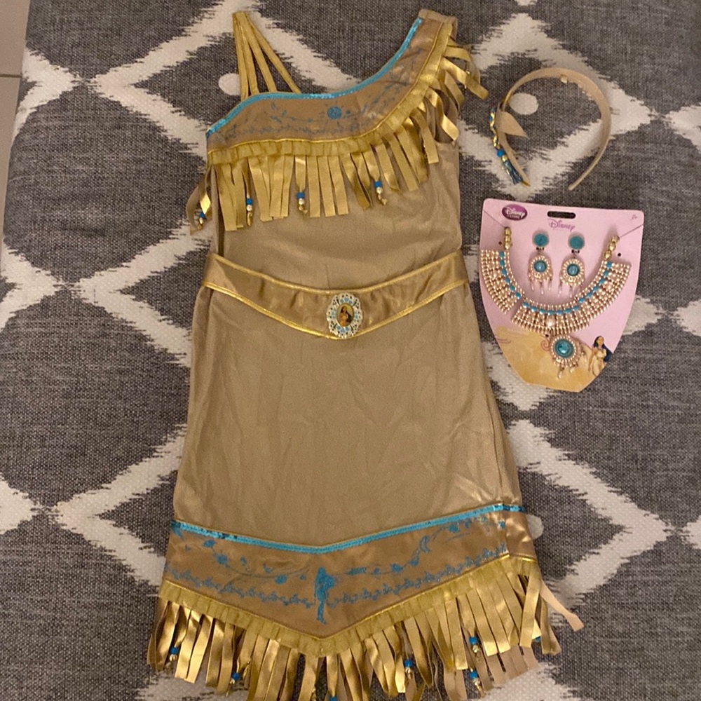 Disney Store Pocahontas Costume Size M 7/8